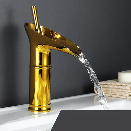 Antieke Badkamer Wastafelkraan met Watervaluitloop 9