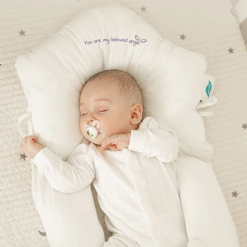 Babykussen DreamNest Ergonomisch Voor Comfortabele Slaap 0