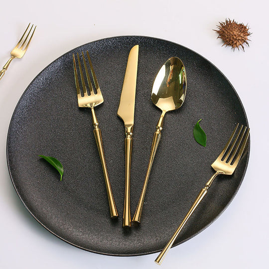 Bestekset voor de Tafel met 24 Stukken 6