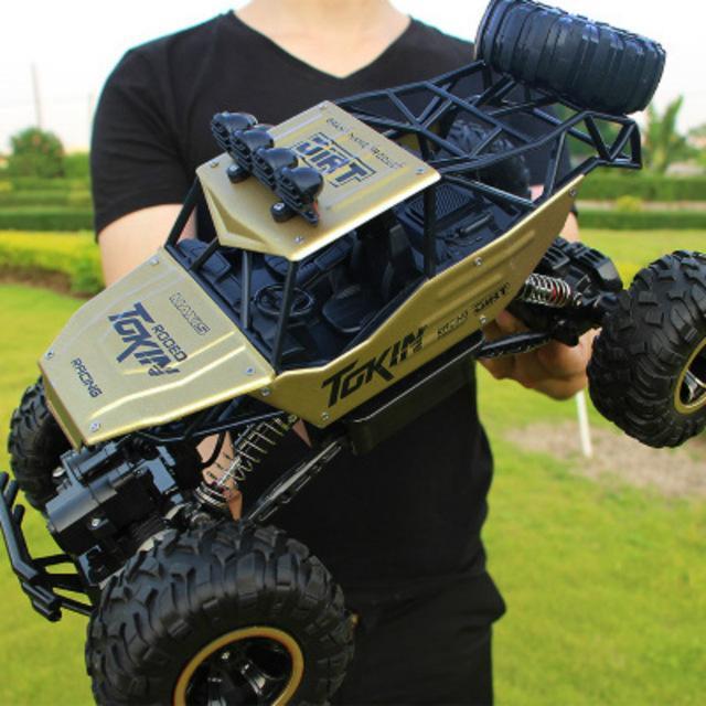 Bestuurbare Auto Voor Buiten 4WD Offroad Voertuig Met Dubbele Motor Voor Kinderen 11