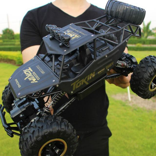 Bestuurbare Auto Voor Buiten 4WD Offroad Voertuig Met Dubbele Motor Voor Kinderen 8