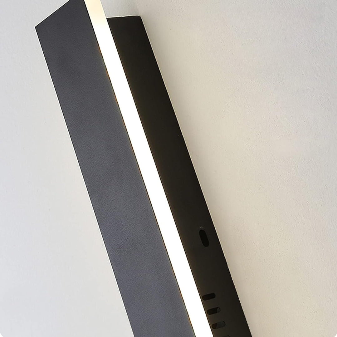 Buitenwandlamp Svelte Lineair Modern 4