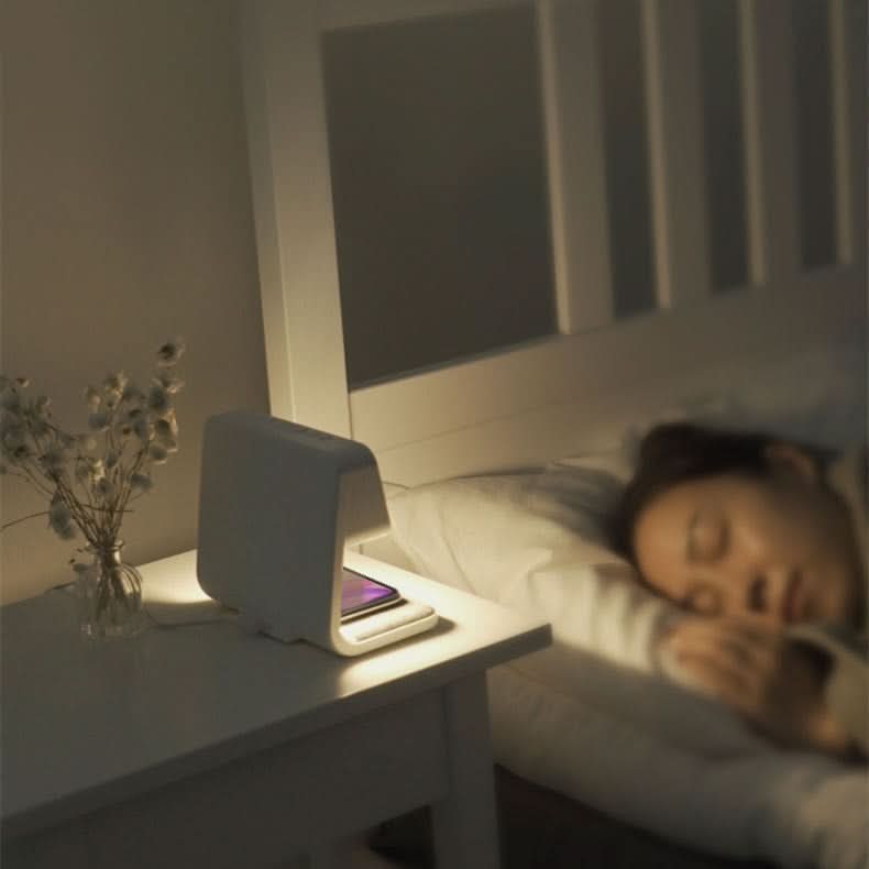 Dames Digitale Wekker met Dimbare LED Lamp en Draadloze Oplader 5