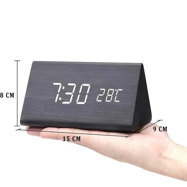Digitale Wekker met LED-display en Retro Design 0
