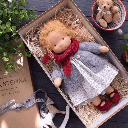 Handgemaakt Lana Waldorf Pop voor Kinderen met Tijdloze Uitstraling 7
