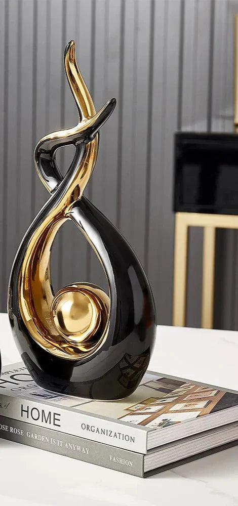 Moderne Abstracte Sculptuur Met Gouden Accenten Voor Interieurdecoratie 10