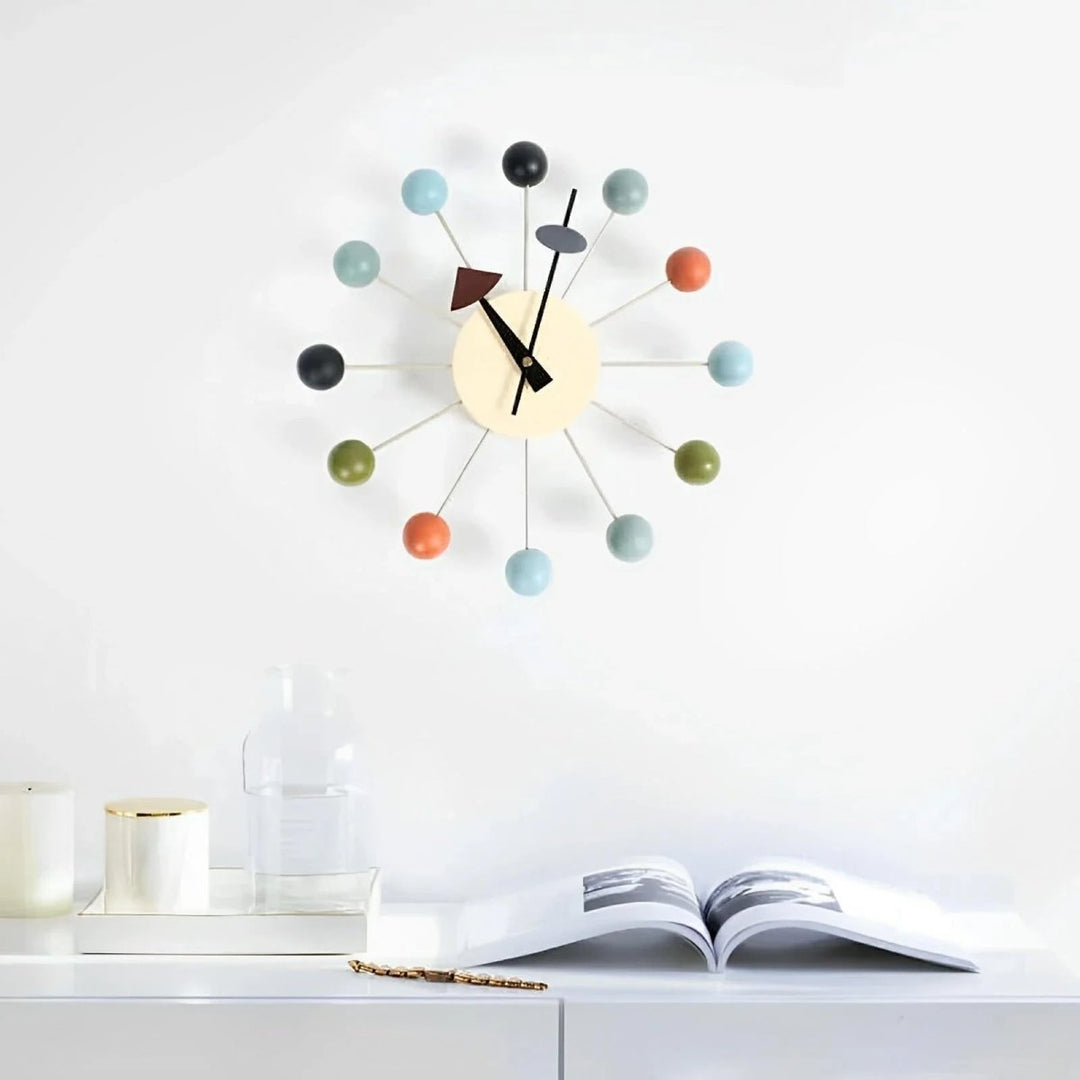 Moderne Wandklok Met Decoratief Metalen Ontwerp 32 cm 2