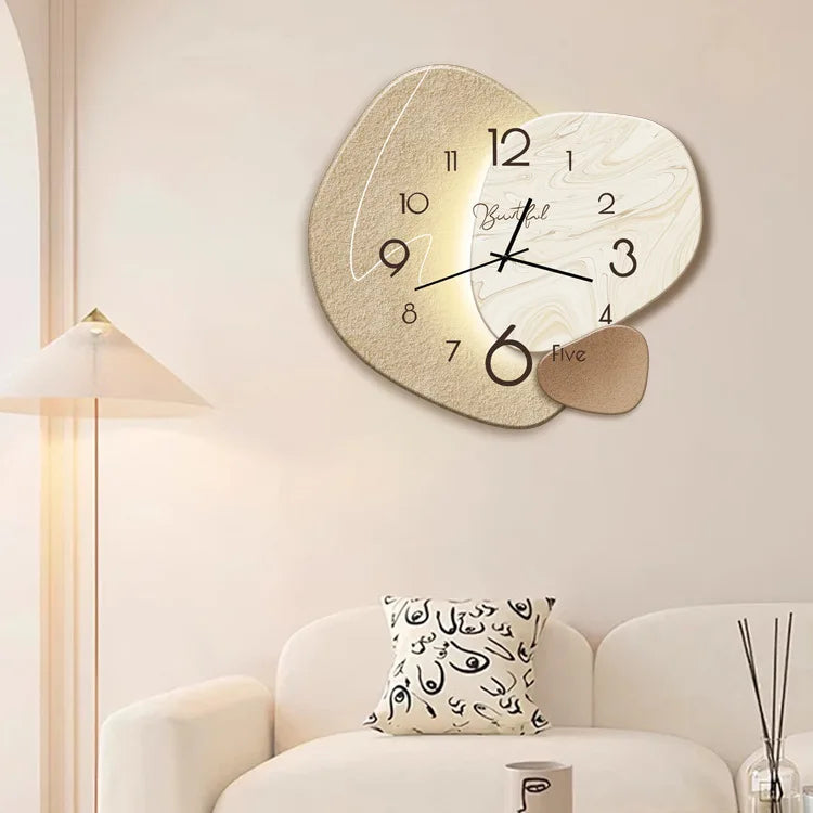 Moderne Wandklok voor Elegante Ruimtes 0
