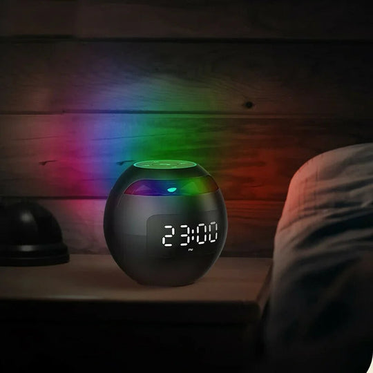 Multifunctionele Bluetooth Luidsprekerklok Met LED Nachtlampje 3