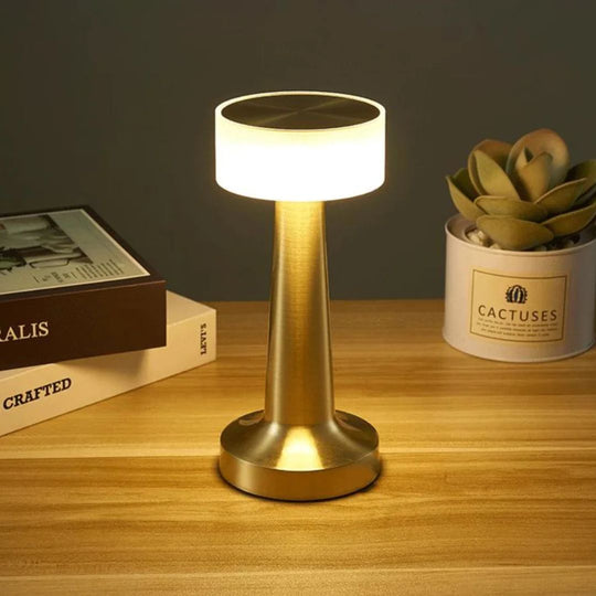 Retro Oplaadbare Tafellamp voor Thuis en Commercieel Gebruik Dimmable 0
