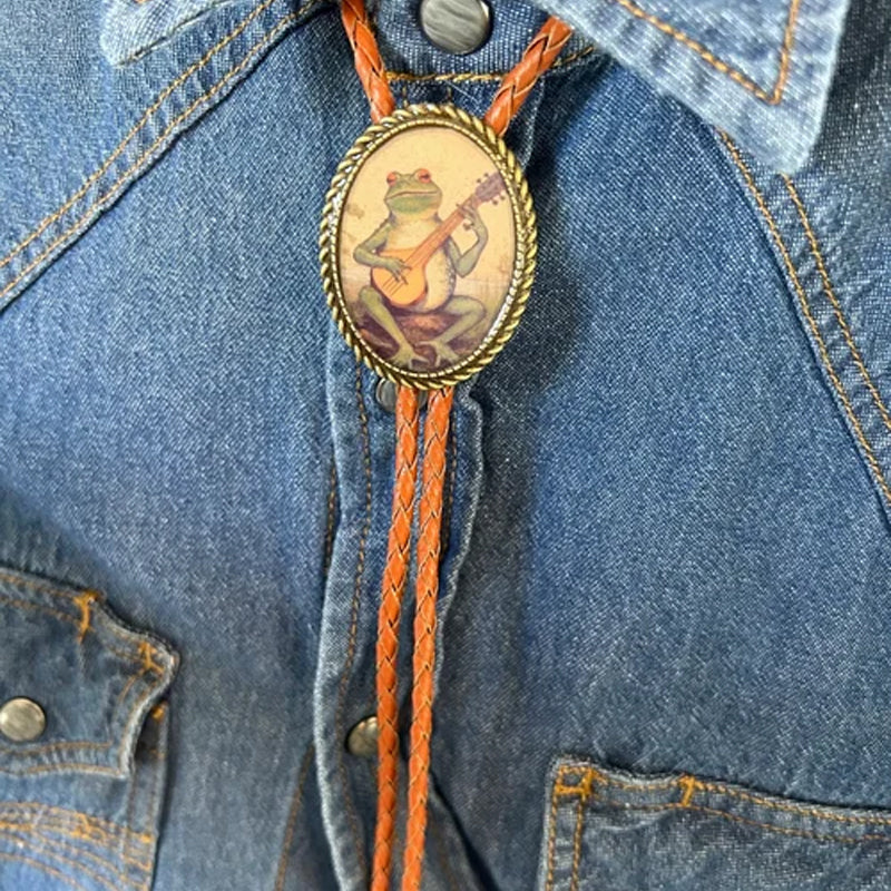 Unisex Bolo Tie met Banjo Kikker Ontwerp 5