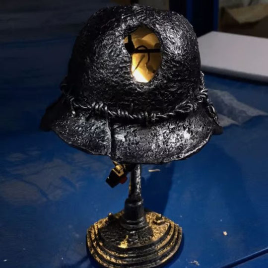 Vintage Tafellamp Helm Stijl 8