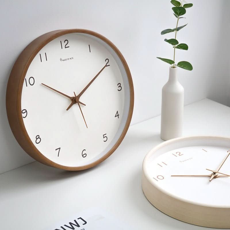 Wandklok van Hout met Stille Beweging 2