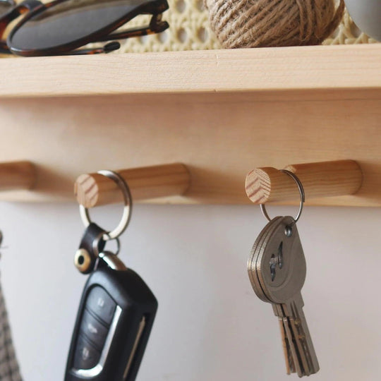 Wandplank voor Kleding en Sleutels Modern Minimalistisch Design 1