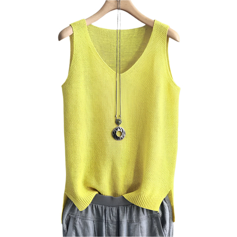 Mouwloze gebreide damesblouse